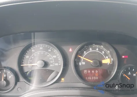 2015 Jeep Patriot Latitude z USA, uszkodzony, nr VIN 1C4NJRFB6FD307707